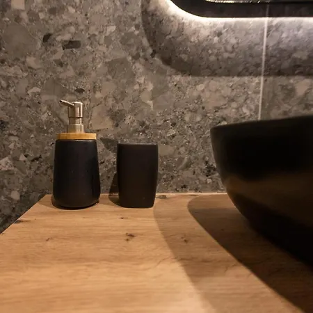 Bed & Breakfast Centrally Stylish By Acropolis *